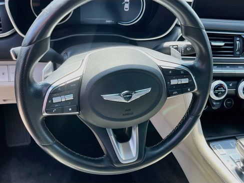 Used 2023 Genesis G70 2.0T RWD image 11