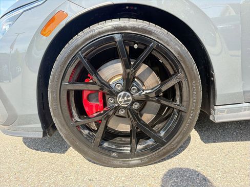 Used 2024 Volkswagen GTI S FWD image 17