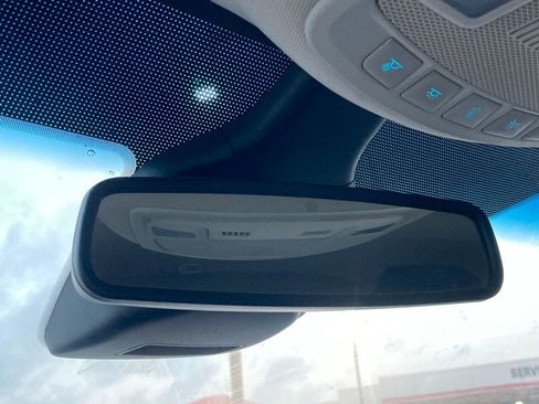 Used 2020 Ford Edge SEL FWD image 20