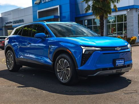 Used 2024 Chevrolet Blazer EV LT AWD/4WD image 7