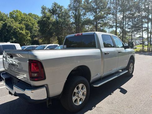 Used 2026 RAM 2500 Big Horn AWD/4WD image 5