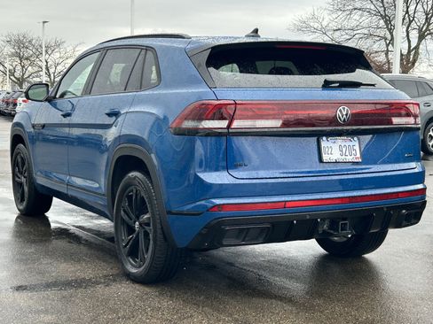 Certified 2025 Volkswagen Atlas Cross Sport SEL R-Line image 5