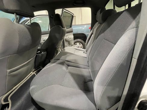 Used 2011 Toyota Tacoma 4x4 Double Cab w/ TRD Sport Pkg image 26