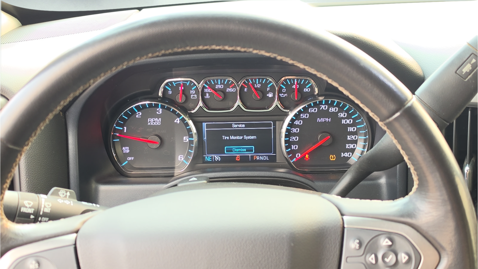 Used 2018 Chevrolet Silverado 1500 LT w/ LT Eassist Package AWD/4WD image 16