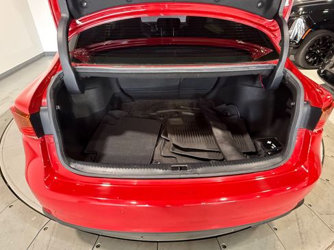 Used 2018 Lexus IS 300 AWD w/ Comfort Package image 17