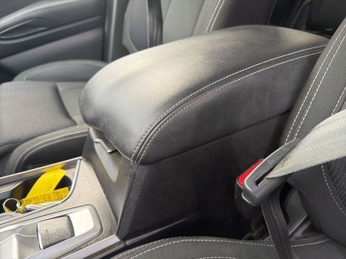 Used 2019 Subaru Ascent Premium image 37