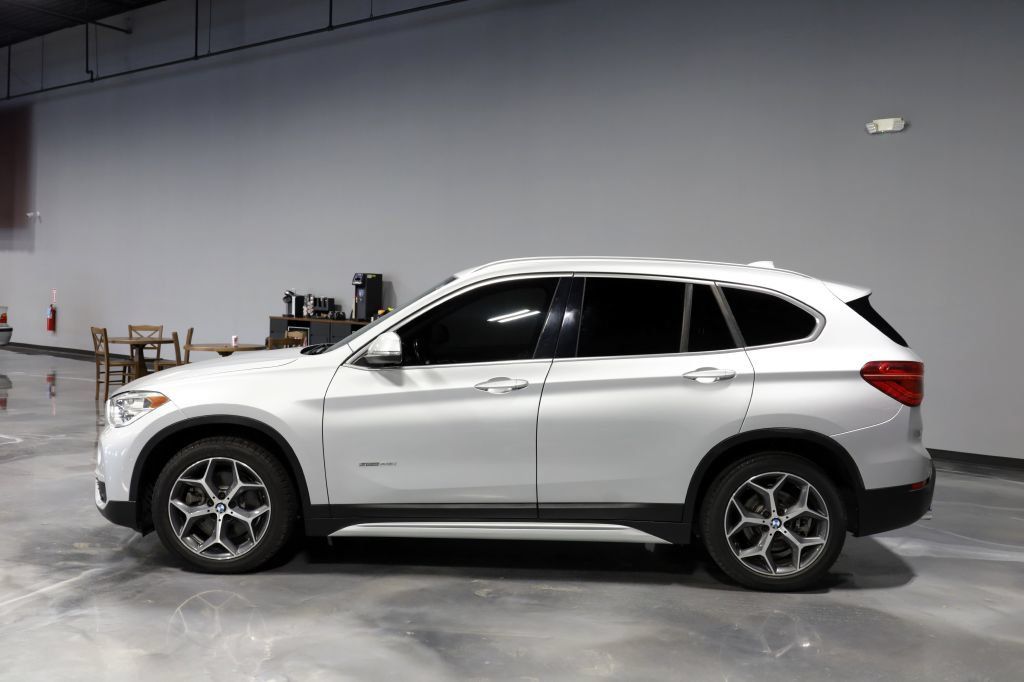 Used 2017 BMW X1 sDrive28i FWD image 4
