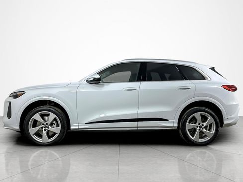 New 2025 Audi Q5 Premium Plus image 3