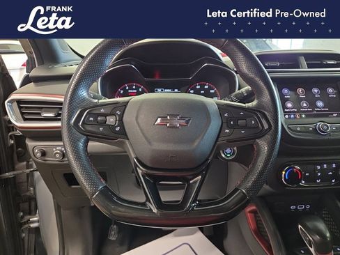 Used 2023 Chevrolet TrailBlazer RS FWD image 12
