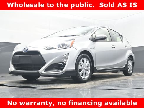 Used 2017 Toyota Prius C Two image 24