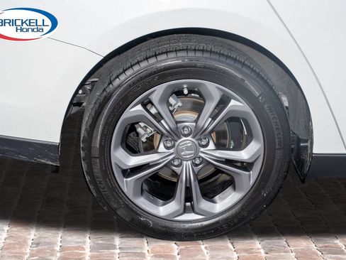 Certified 2023 Honda Accord EX image 40