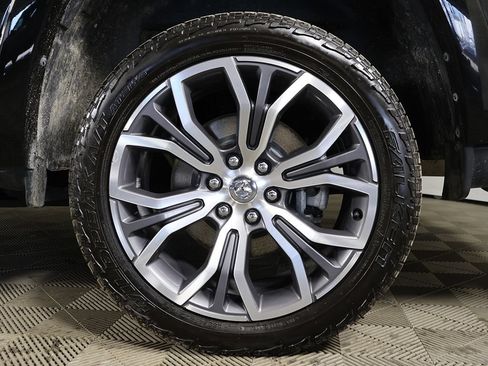 Used 2025 RAM 1500 Tungsten w/ Off-Road Group AWD/4WD image 25