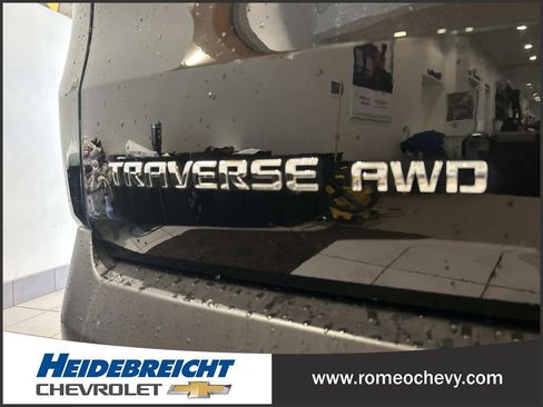 Certified 2023 Chevrolet Traverse LT w/ LT Premium Package image 39