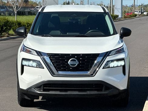 Used 2021 Nissan Rogue S image 8