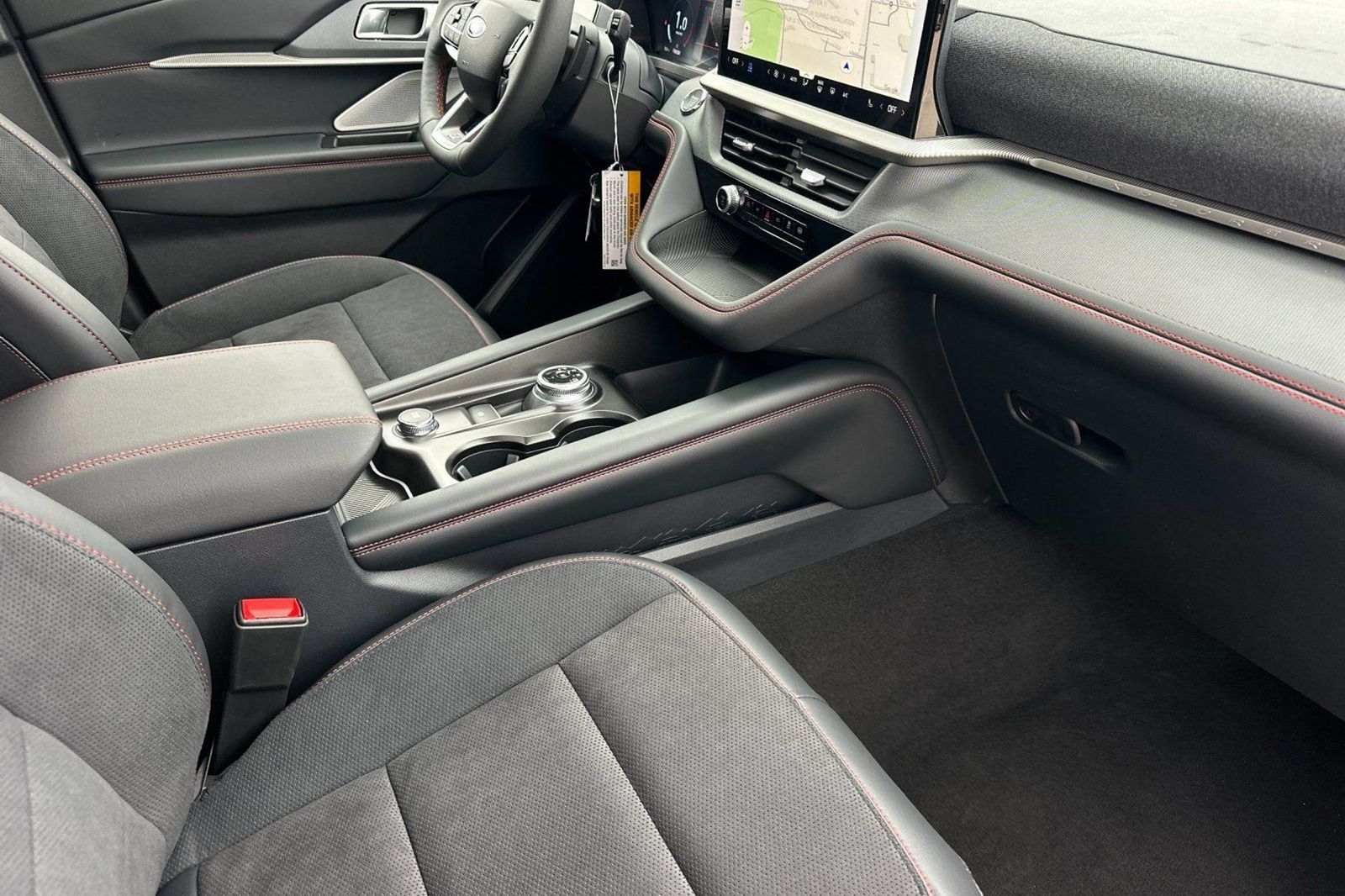 New 2025 Ford Explorer ST-Line w/ Premium Package RWD image 22