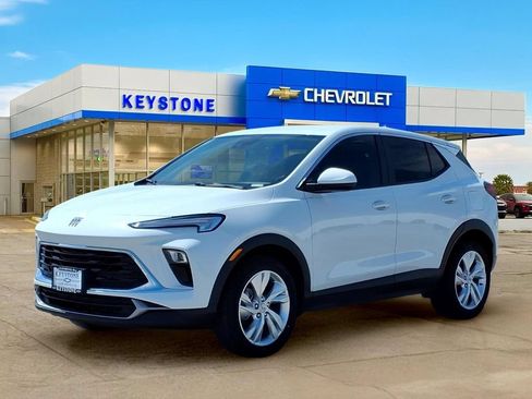 Used 2025 Buick Encore GX Preferred FWD image 3