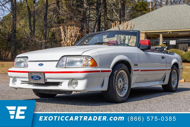 Used 1987 Ford Mustang GT RWD image 1
