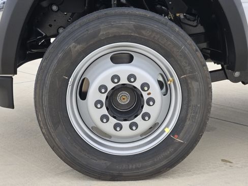 New 2026 RAM 5500 Tradesman w/ Chrome Appearance Group image 10