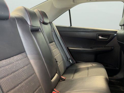Used 2016 Toyota Camry SE w/ Protection Package (Q2) FWD image 15