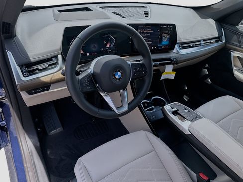 New 2025 BMW X1 xDrive28i w/ Technology Package image 7