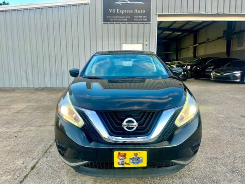 Used 2017 Nissan Murano S w/ Navigation Package AWD/4WD image 2