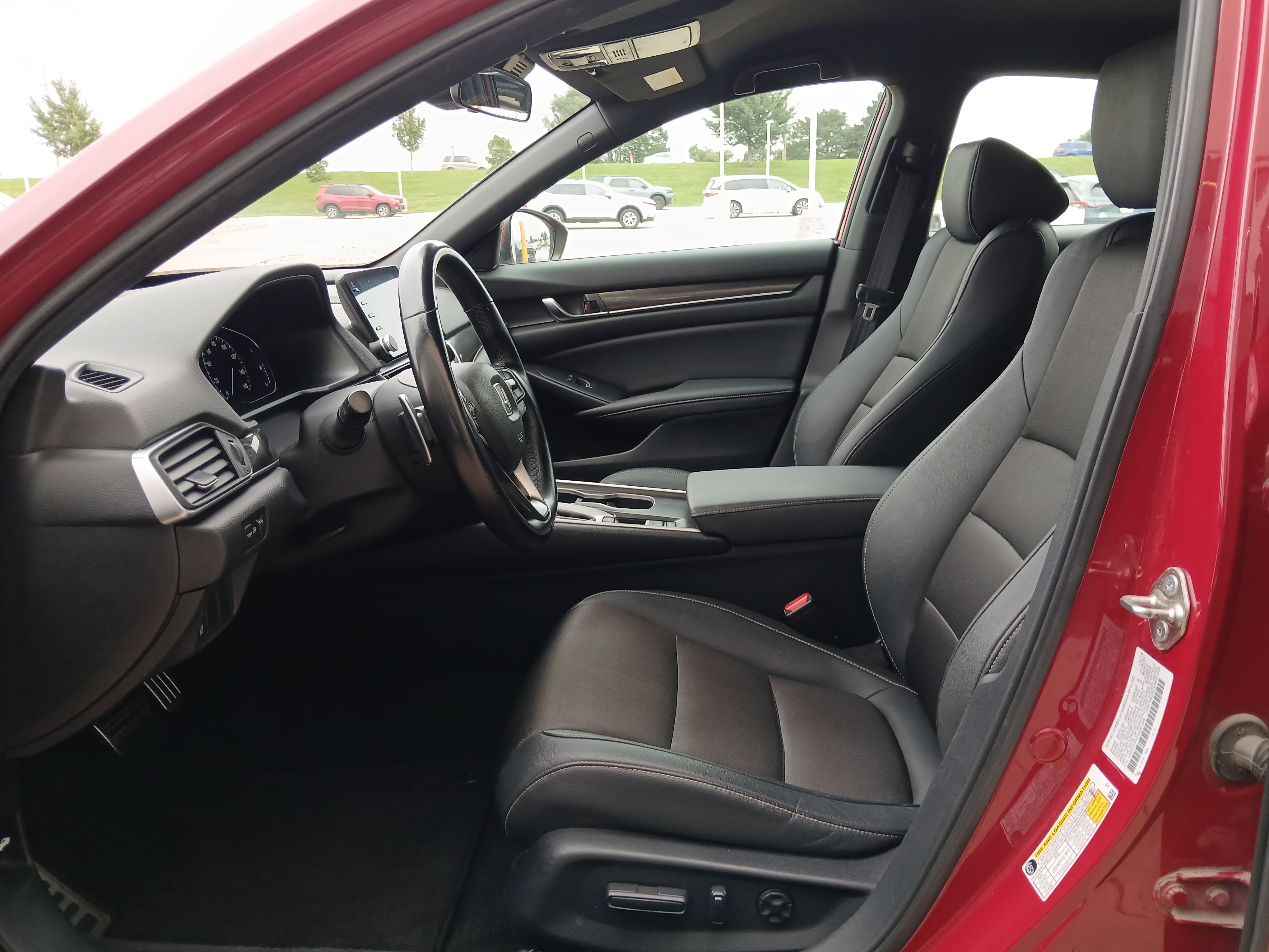 Used 2019 Honda Accord Sport image 8