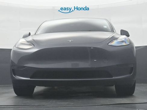 Used 2023 Tesla Model Y Long Range AWD/4WD image 26