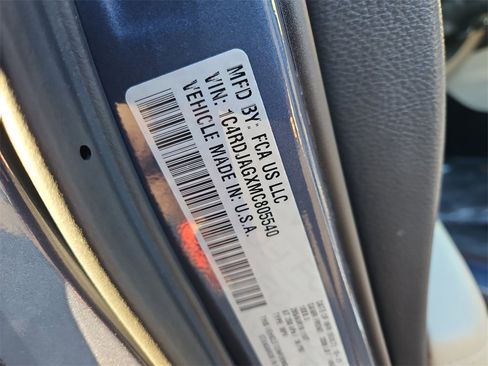 Used 2021 Dodge Durango SXT image 14