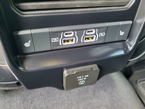Used 2026 RAM 3500 Limited AWD/4WD image 12