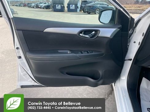 Used 2019 Nissan Sentra S image 10