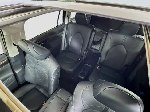 New 2026 Toyota Highlander Platinum image 12