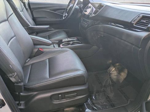 Used 2021 Honda Pilot Touring image 21