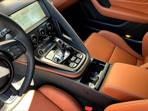 New 2024 Jaguar F-TYPE R image 8