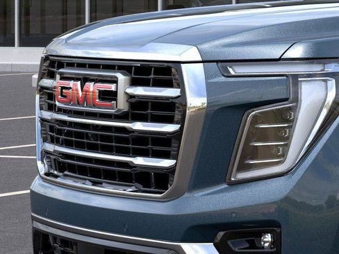 New 2026 GMC Yukon XL Elevation w/ LPO, Floor Liner Package image 13