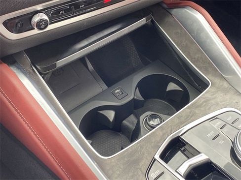 Certified 2024 BMW X6 xDrive40i w/ Premium Package image 33