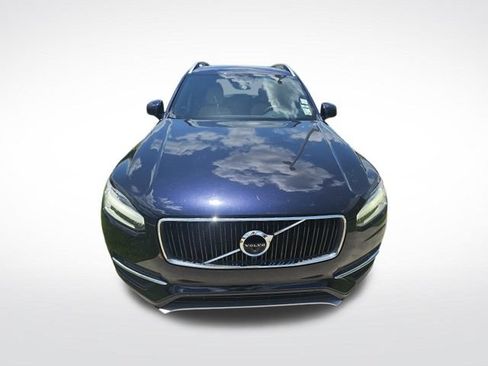 Used 2017 Volvo XC90 T6 Momentum w/ Vision Package AWD/4WD image 2