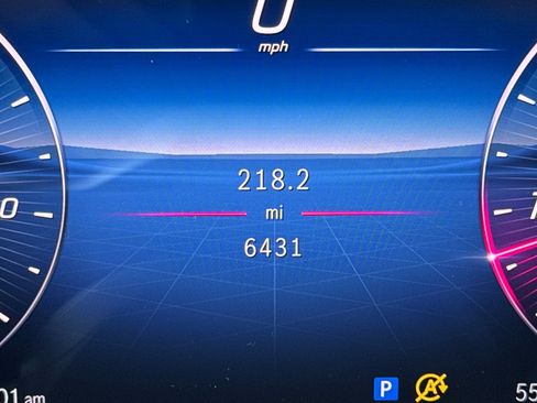 Used 2025 Mercedes-Benz C 300 Sedan image 26