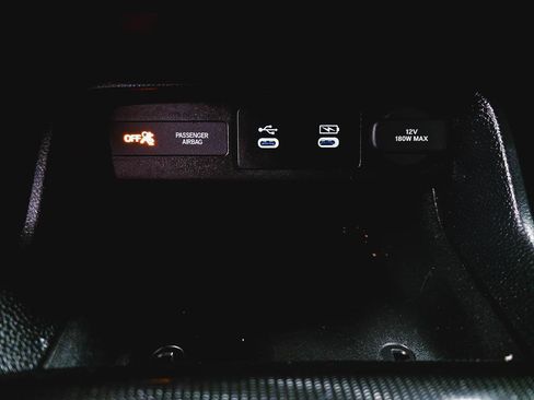 Certified 2025 Honda Civic LX image 28