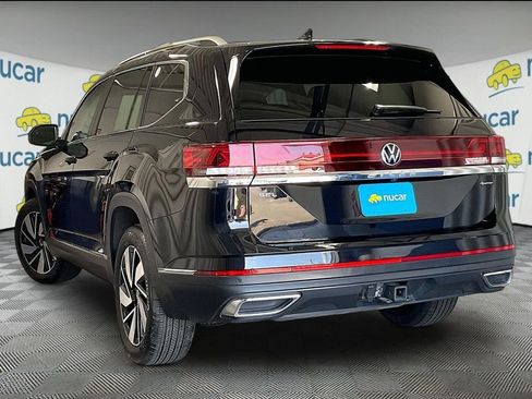 Used 2025 Volkswagen Atlas SEL AWD/4WD image 4