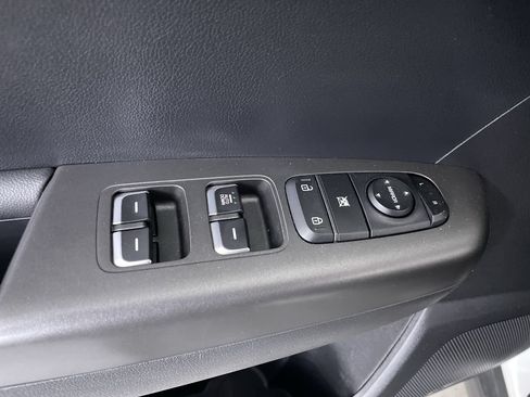 Used 2021 Kia Sportage LX AWD/4WD image 11