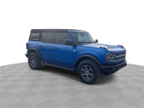 Used 2022 Ford Bronco Big Bend image 2