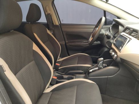 Used 2021 Nissan Versa SV w/ Trunk Package image 21