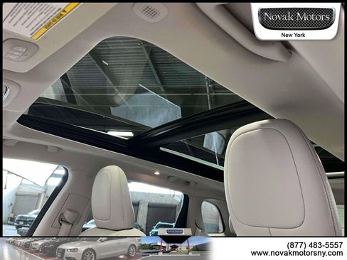 Used 2021 Jeep Cherokee Limited image 22