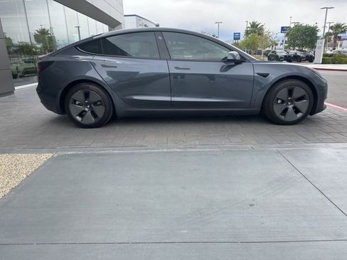 Used 2022 Tesla Model 3 Long Range image 4