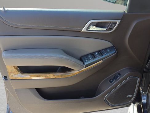 Used 2016 GMC Yukon XL Denali w/ Open Road Package image 9