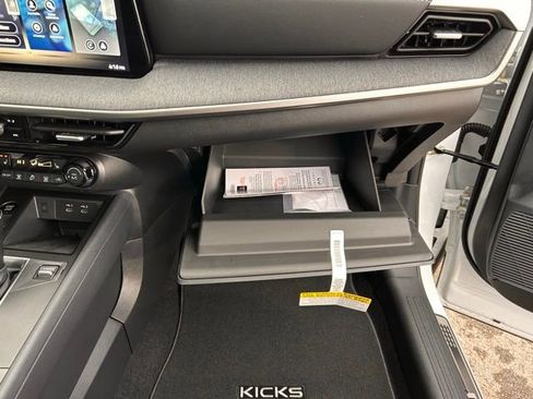 New 2026 Nissan Kicks SV w/ SV Premium Package image 28