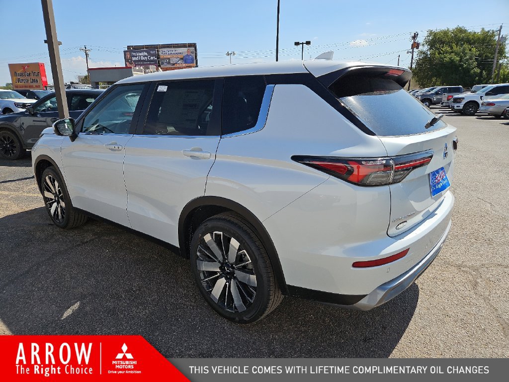 New 2026 Mitsubishi Outlander SE FWD image 8