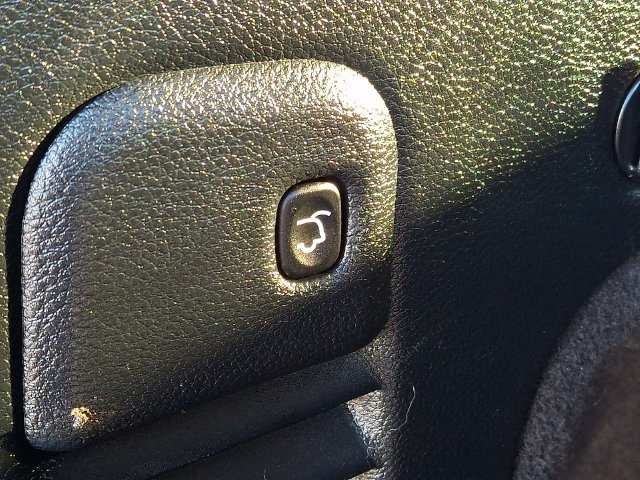 Used 2020 Jeep Grand Cherokee Altitude AWD/4WD image 31