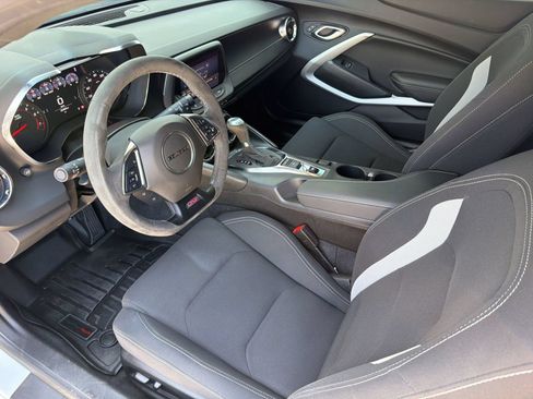 Used 2021 Chevrolet Camaro SS RWD image 4