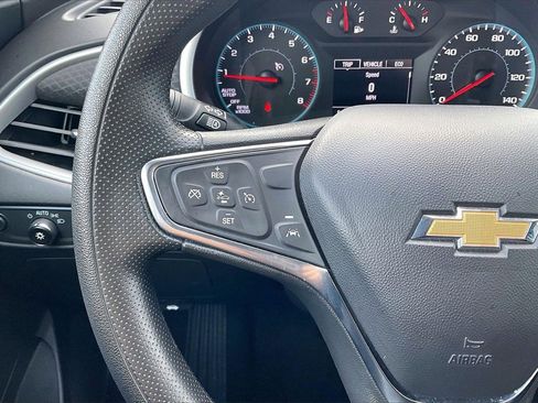 Used 2025 Chevrolet Malibu LT image 18